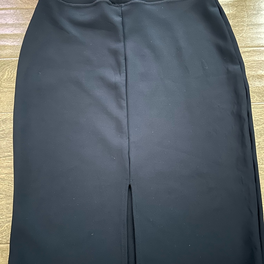 Elegant Black Pencil Skirt